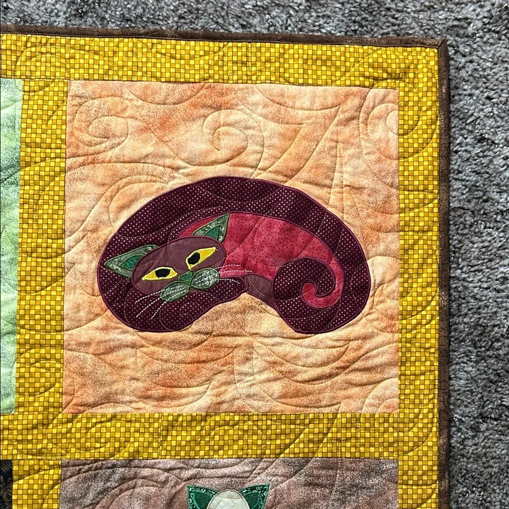 Handmade Cat Patchwork Quilt - Picture 10 of 11
